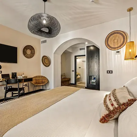 Villtak La Plaza - Adults Only Recommended